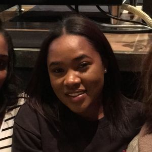 Meet your Posher, Nina